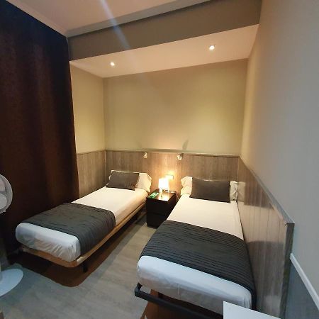 מדריד Ch Plaza D'Ort Rooms IV מראה חיצוני תמונה