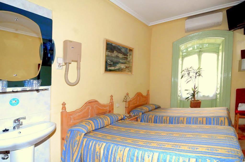 מדריד Ch Plaza D'Ort Rooms IV מראה חיצוני תמונה