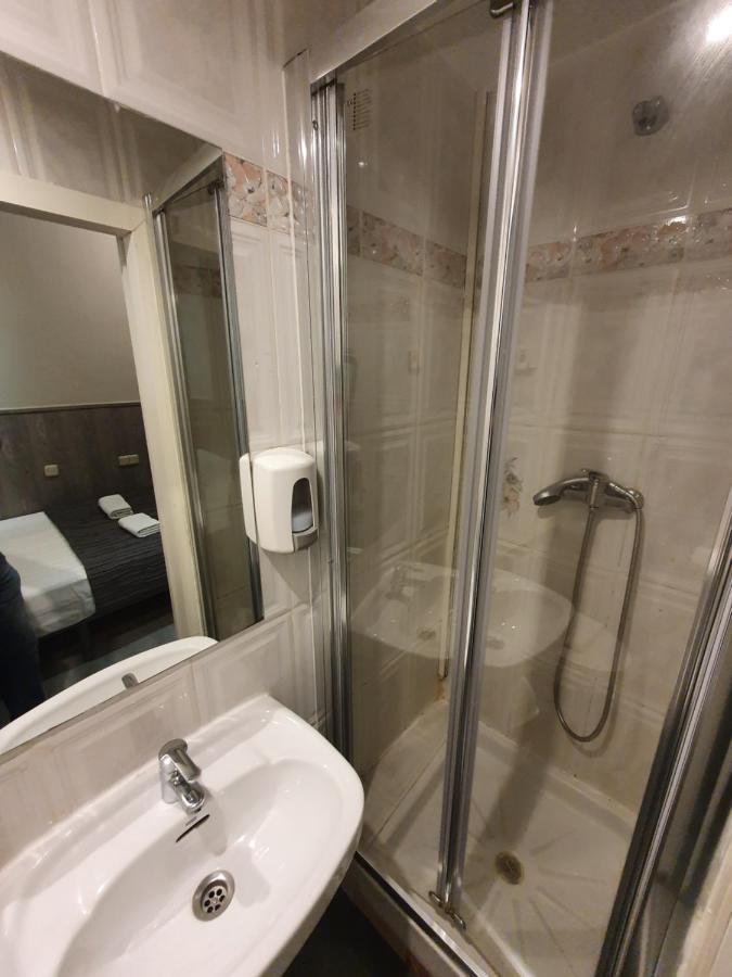 מדריד Ch Plaza D'Ort Rooms IV מראה חיצוני תמונה