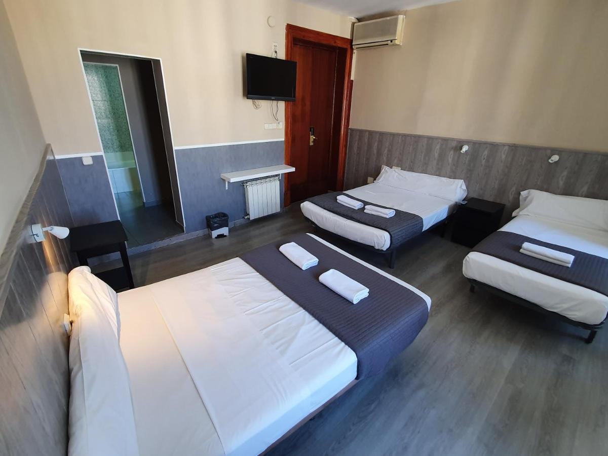 מדריד Ch Plaza D'Ort Rooms IV מראה חיצוני תמונה