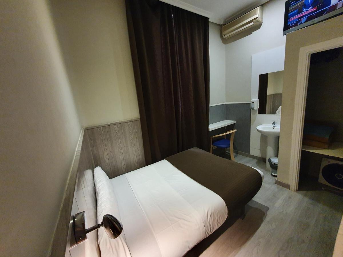 מדריד Ch Plaza D'Ort Rooms IV מראה חיצוני תמונה